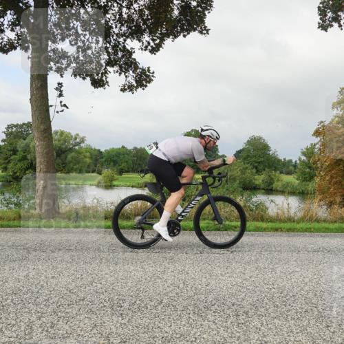 30.08.2026 - Elbe Triathlon Hamburg Michael Burmester http://msf.ph/oto/10051549 30.08.2026 09:57:12 Radfahren 480, 665, 689, 932, 943 meine-sportfotos.de