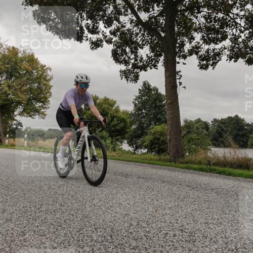 30.08.2026 - Elbe Triathlon Hamburg Michael Burmester http://msf.ph/oto/10051563 30.08.2026 10:17:52 Radfahren 940 meine-sportfotos.de