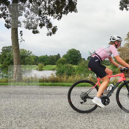30.08.2026 - Elbe Triathlon Hamburg Michael Burmester http://msf.ph/oto/10051568 30.08.2026 09:57:25 Radfahren 261, 641, 658, 698, 747, 810, 887, 1896 meine-sportfotos.de
