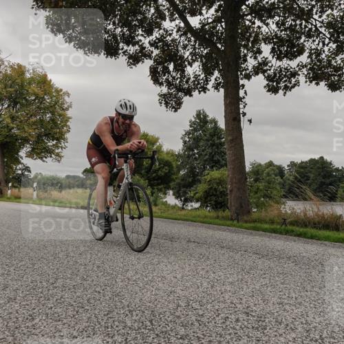 30.08.2026 - Elbe Triathlon Hamburg Michael Burmester http://msf.ph/oto/10051592 30.08.2026 10:18:29 Radfahren 556, 571, 618, 725, 774, 900 meine-sportfotos.de
