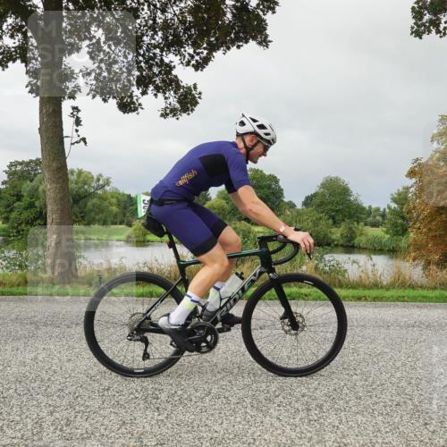30.08.2026 - Elbe Triathlon Hamburg Michael Burmester http://msf.ph/oto/10051660 30.08.2026 09:58:32 Radfahren 417, 503, 506, 508, 607, 656, 779, 881 meine-sportfotos.de
