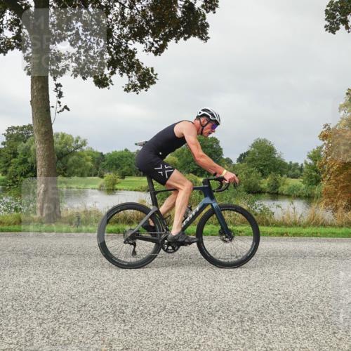 30.08.2026 - Elbe Triathlon Hamburg Michael Burmester http://msf.ph/oto/10051687 30.08.2026 09:58:55 Radfahren 409, 540, 664, 752, 799, 919, 954 meine-sportfotos.de