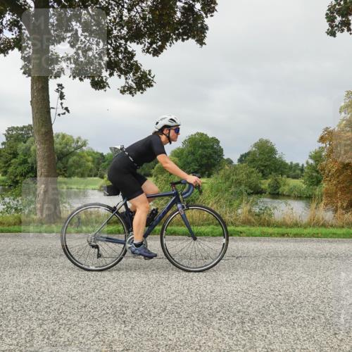 30.08.2026 - Elbe Triathlon Hamburg Michael Burmester http://msf.ph/oto/10051727 30.08.2026 09:59:16 Radfahren 452, 472, 750, 934 meine-sportfotos.de