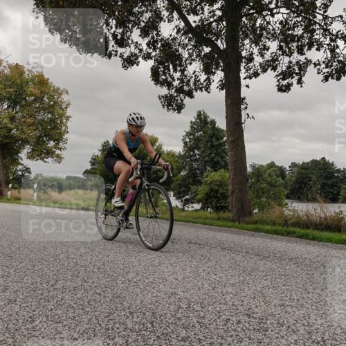 30.08.2026 - Elbe Triathlon Hamburg Michael Burmester http://msf.ph/oto/10051728 30.08.2026 10:21:20 Radfahren 694, 821, 917 meine-sportfotos.de