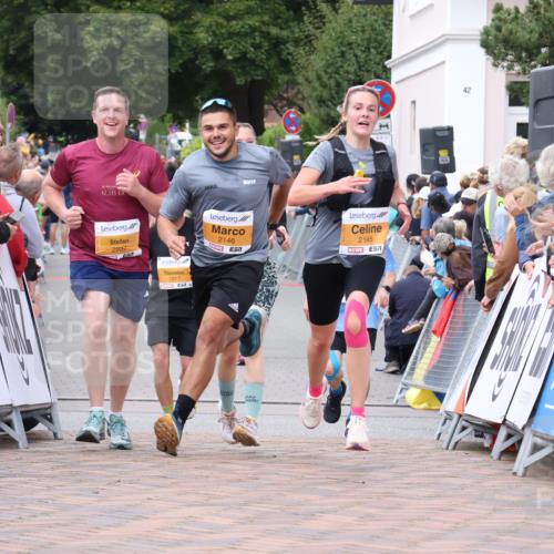 30.08.2026 - Blankeneser Heldenlauf Lena Gebhardt http://msf.ph/oto/10051733 30.08.2026 12:01:09 Ziel 2145, 2146, 2323, 2349, 2660, 2937 meine-sportfotos.de