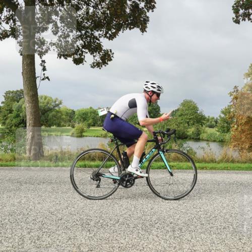 30.08.2026 - Elbe Triathlon Hamburg Michael Burmester http://msf.ph/oto/10051803 30.08.2026 10:00:39 Radfahren 577, 724, 751, 898, 931 meine-sportfotos.de