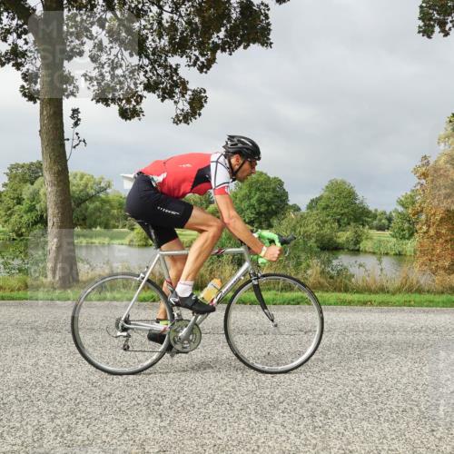 30.08.2026 - Elbe Triathlon Hamburg Michael Burmester http://msf.ph/oto/10051810 30.08.2026 10:00:44 Radfahren 577, 724, 866 meine-sportfotos.de