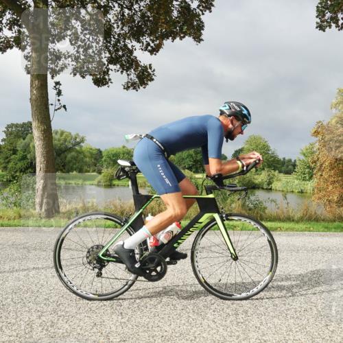 30.08.2026 - Elbe Triathlon Hamburg Michael Burmester http://msf.ph/oto/10051833 30.08.2026 10:01:09 Radfahren 650, 671, 675, 699, 700, 705, 831 meine-sportfotos.de