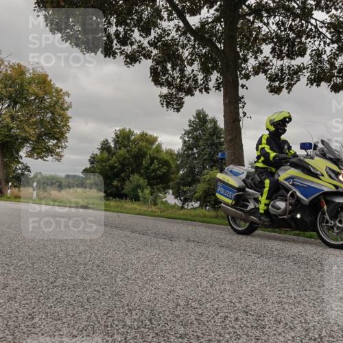 30.08.2026 - Elbe Triathlon Hamburg Michael Burmester http://msf.ph/oto/10051891 30.08.2026 10:25:03 Radfahren 754, 875 meine-sportfotos.de