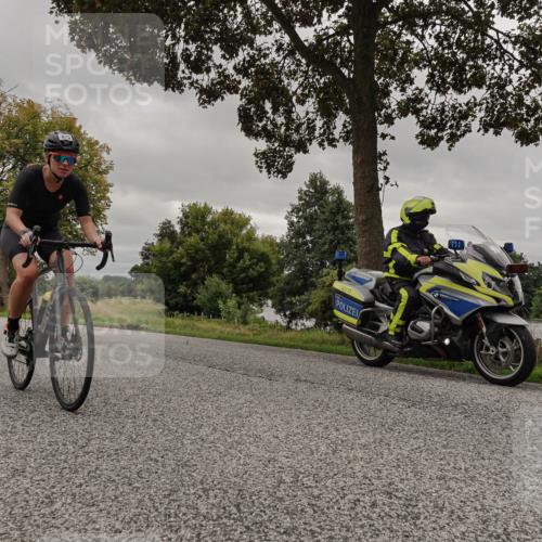 30.08.2026 - Elbe Triathlon Hamburg Michael Burmester http://msf.ph/oto/10051895 30.08.2026 10:25:07 Radfahren 763, 812, 875, 894 meine-sportfotos.de