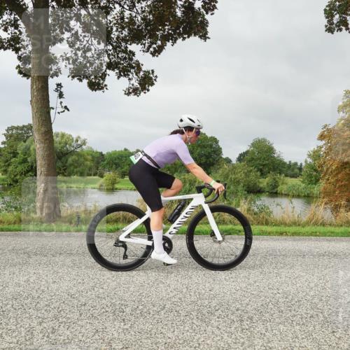 30.08.2026 - Elbe Triathlon Hamburg Michael Burmester http://msf.ph/oto/10051896 30.08.2026 10:02:07 Radfahren 438, 552, 622, 640, 702, 704, 915, 940 meine-sportfotos.de