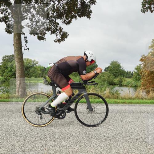 30.08.2026 - Elbe Triathlon Hamburg Michael Burmester http://msf.ph/oto/10051904 30.08.2026 10:02:11 Radfahren 414, 552, 622, 702, 915 meine-sportfotos.de