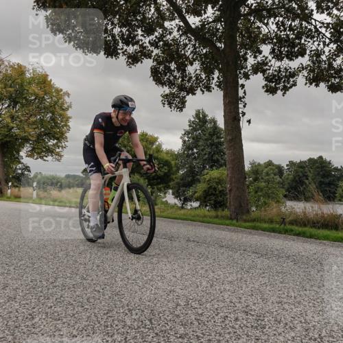 30.08.2026 - Elbe Triathlon Hamburg Michael Burmester http://msf.ph/oto/10051913 30.08.2026 10:25:21 Radfahren 693, 696, 800 meine-sportfotos.de