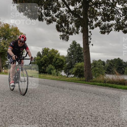 30.08.2026 - Elbe Triathlon Hamburg Michael Burmester http://msf.ph/oto/10051917 30.08.2026 10:25:26 Radfahren 696, 946 meine-sportfotos.de