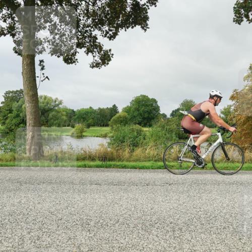 30.08.2026 - Elbe Triathlon Hamburg Michael Burmester http://msf.ph/oto/10051922 30.08.2026 10:02:21 Radfahren 459, 568, 725, 879, 882 meine-sportfotos.de