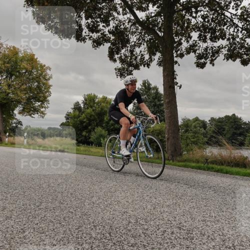30.08.2026 - Elbe Triathlon Hamburg Michael Burmester http://msf.ph/oto/10051955 30.08.2026 10:26:12 Radfahren 680, 792, 933 meine-sportfotos.de