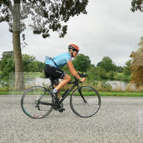 30.08.2026 - Elbe Triathlon Hamburg Michael Burmester http://msf.ph/oto/10051962 30.08.2026 10:02:59 Radfahren 460, 582, 598, 639, 862, 921, 942, 978, 1894 meine-sportfotos.de