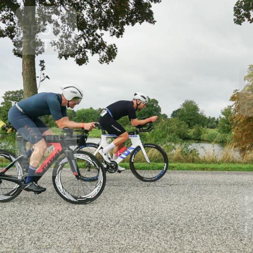 30.08.2026 - Elbe Triathlon Hamburg Michael Burmester http://msf.ph/oto/10051968 30.08.2026 10:03:02 Radfahren 460, 582, 921, 942, 978, 1894 meine-sportfotos.de