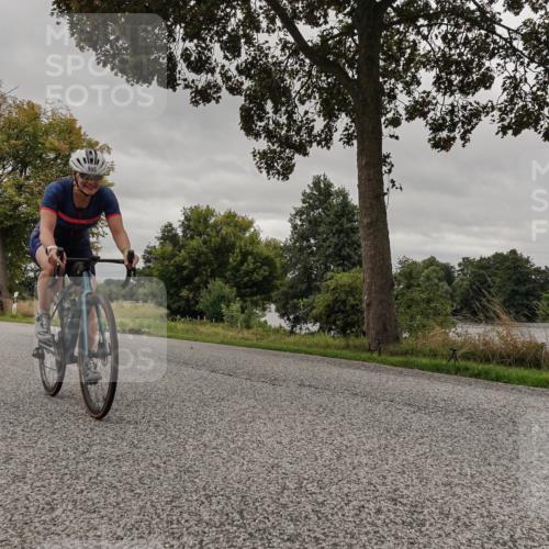 30.08.2026 - Elbe Triathlon Hamburg Michael Burmester http://msf.ph/oto/10051988 30.08.2026 10:26:58 Radfahren 811, 842, 960 meine-sportfotos.de