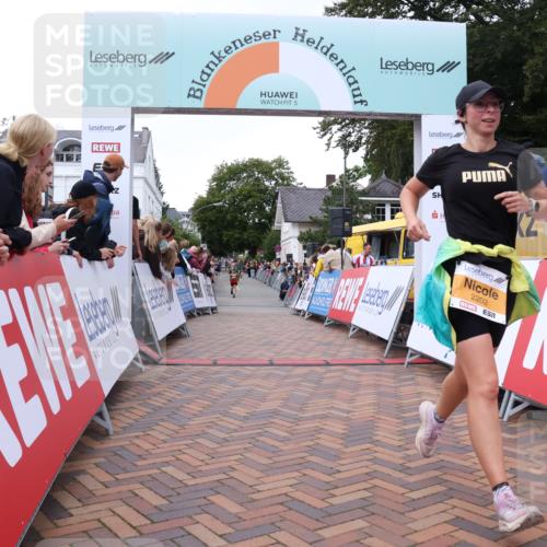 30.08.2026 - Blankeneser Heldenlauf Lena Gebhardt http://msf.ph/oto/10052000 30.08.2026 12:01:27 Ziel 2202, 2269, 2830 meine-sportfotos.de