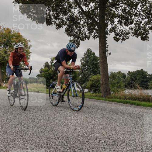30.08.2026 - Elbe Triathlon Hamburg Michael Burmester http://msf.ph/oto/10052005 30.08.2026 10:27:18 Radfahren 734, 860, 861, 982 meine-sportfotos.de