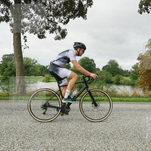 30.08.2026 - Elbe Triathlon Hamburg Michael Burmester http://msf.ph/oto/10052023 30.08.2026 10:04:01 Radfahren 521, 847, 953 meine-sportfotos.de