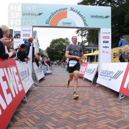 30.08.2026 - Blankeneser Heldenlauf Lena Gebhardt http://msf.ph/oto/10052061 30.08.2026 12:01:38 Ziel 2341, 4444 meine-sportfotos.de