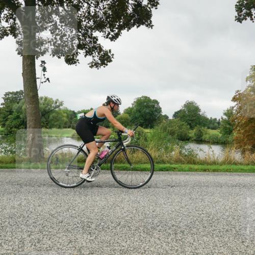 30.08.2026 - Elbe Triathlon Hamburg Michael Burmester http://msf.ph/oto/10052064 30.08.2026 10:05:09 Radfahren 703, 821, 925 meine-sportfotos.de