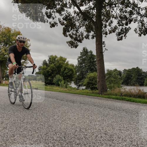 30.08.2026 - Elbe Triathlon Hamburg Michael Burmester http://msf.ph/oto/10052073 30.08.2026 10:28:34 Radfahren 395, 714, 789, 843, 854, 865, 896, 1032 meine-sportfotos.de