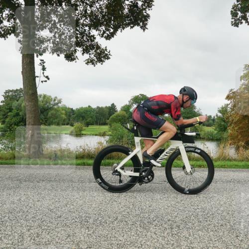 30.08.2026 - Elbe Triathlon Hamburg Michael Burmester http://msf.ph/oto/10052079 30.08.2026 10:05:39 Radfahren 525, 565, 708, 793, 817, 941 meine-sportfotos.de