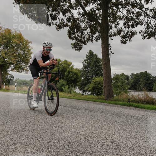 30.08.2026 - Elbe Triathlon Hamburg Michael Burmester http://msf.ph/oto/10052093 30.08.2026 10:28:43 Radfahren 865, 1024, 1085, 1097 meine-sportfotos.de
