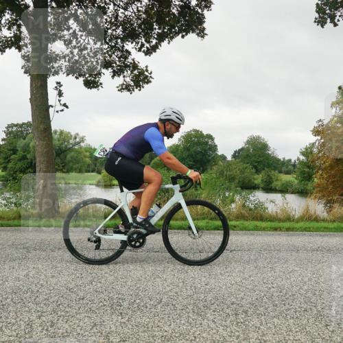 30.08.2026 - Elbe Triathlon Hamburg Michael Burmester http://msf.ph/oto/10052111 30.08.2026 10:06:16 Radfahren 483, 584, 787, 816, 877 meine-sportfotos.de