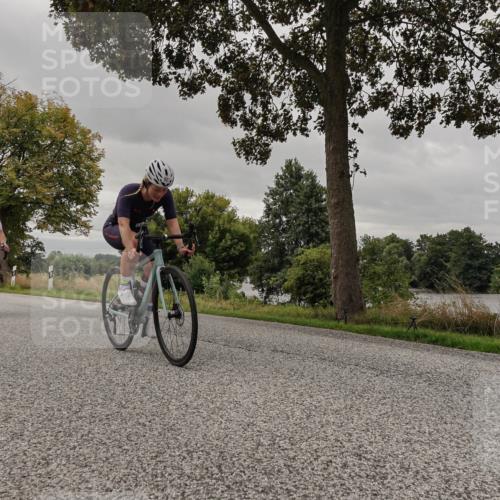 30.08.2026 - Elbe Triathlon Hamburg Michael Burmester http://msf.ph/oto/10052114 30.08.2026 10:29:10 Radfahren 858, 923, 1052 meine-sportfotos.de