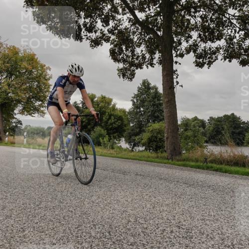 30.08.2026 - Elbe Triathlon Hamburg Michael Burmester http://msf.ph/oto/10052128 30.08.2026 10:29:30 Radfahren 711, 808, 990, 994 meine-sportfotos.de