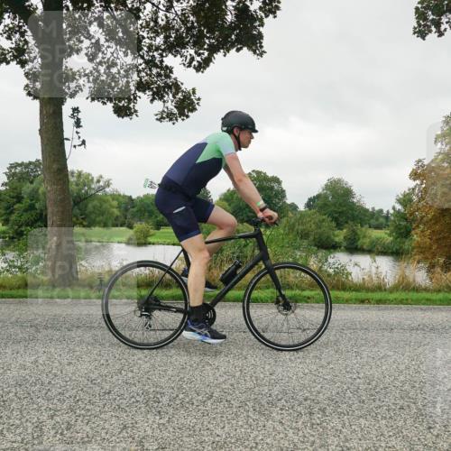 30.08.2026 - Elbe Triathlon Hamburg Michael Burmester http://msf.ph/oto/10052161 30.08.2026 10:06:54 Radfahren 449, 550, 794, 977 meine-sportfotos.de