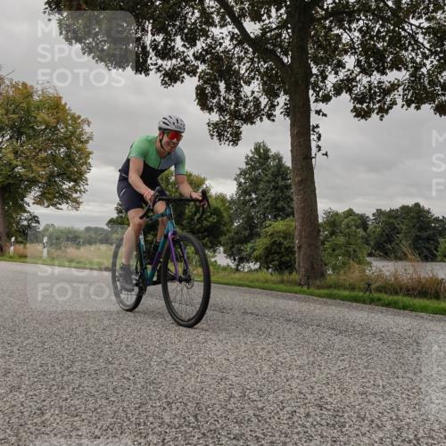 30.08.2026 - Elbe Triathlon Hamburg Michael Burmester http://msf.ph/oto/10052165 30.08.2026 10:29:47 Radfahren 883, 983, 1010, 1039, 1042, 1066, 1359 meine-sportfotos.de