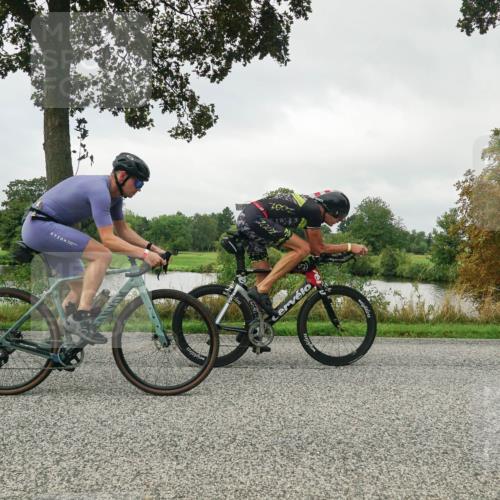 30.08.2026 - Elbe Triathlon Hamburg Michael Burmester http://msf.ph/oto/10052198 30.08.2026 10:07:39 Radfahren 554, 739, 773, 936 meine-sportfotos.de