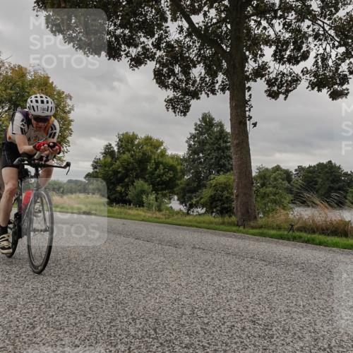 30.08.2026 - Elbe Triathlon Hamburg Michael Burmester http://msf.ph/oto/10052233 30.08.2026 10:30:43 Radfahren 604, 780, 838, 926, 1037, 1061 meine-sportfotos.de