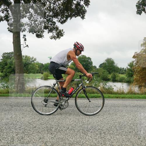 30.08.2026 - Elbe Triathlon Hamburg Michael Burmester http://msf.ph/oto/10052234 30.08.2026 10:08:08 Radfahren 434, 482, 696, 763, 800, 812, 914 meine-sportfotos.de