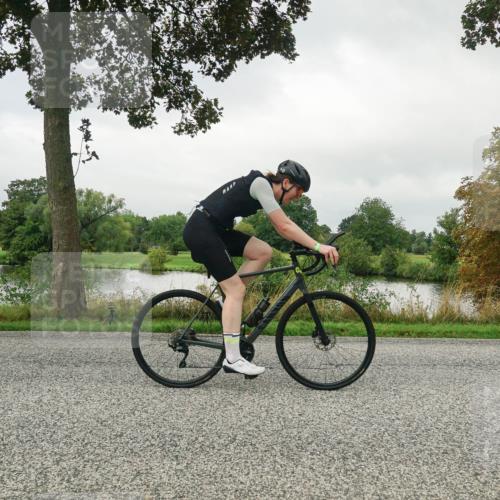 30.08.2026 - Elbe Triathlon Hamburg Michael Burmester http://msf.ph/oto/10052236 30.08.2026 10:08:09 Radfahren 434, 482, 696, 763, 800, 812, 914 meine-sportfotos.de