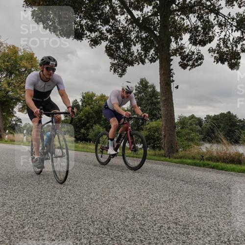 30.08.2026 - Elbe Triathlon Hamburg Michael Burmester http://msf.ph/oto/10052244 30.08.2026 10:30:48 Radfahren 1004, 1037, 1061 meine-sportfotos.de