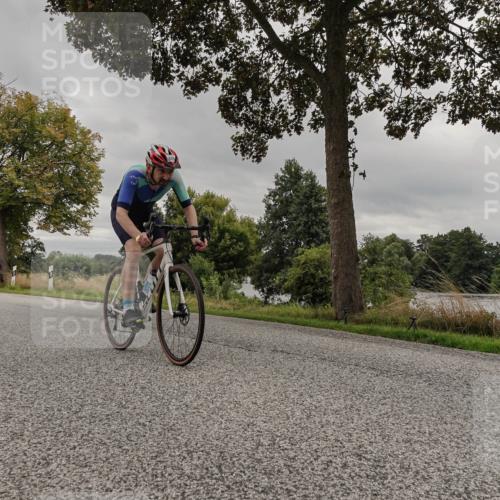 30.08.2026 - Elbe Triathlon Hamburg Michael Burmester http://msf.ph/oto/10052253 30.08.2026 10:31:06 Radfahren 646, 648, 833, 880, 944, 1099 meine-sportfotos.de