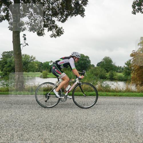 30.08.2026 - Elbe Triathlon Hamburg Michael Burmester http://msf.ph/oto/10052282 30.08.2026 10:08:37 Radfahren 500, 509, 676, 686, 709, 736, 834, 889, 908 meine-sportfotos.de