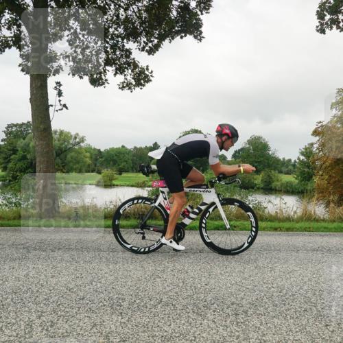 30.08.2026 - Elbe Triathlon Hamburg Michael Burmester http://msf.ph/oto/10052288 30.08.2026 10:08:38 Radfahren 500, 509, 634, 676, 686, 709, 736, 834, 889, 908 meine-sportfotos.de