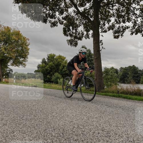 30.08.2026 - Elbe Triathlon Hamburg Michael Burmester http://msf.ph/oto/10052298 30.08.2026 10:31:40 Radfahren 710, 788, 934, 954, 957, 1000, 1013, 1057, 1058 meine-sportfotos.de