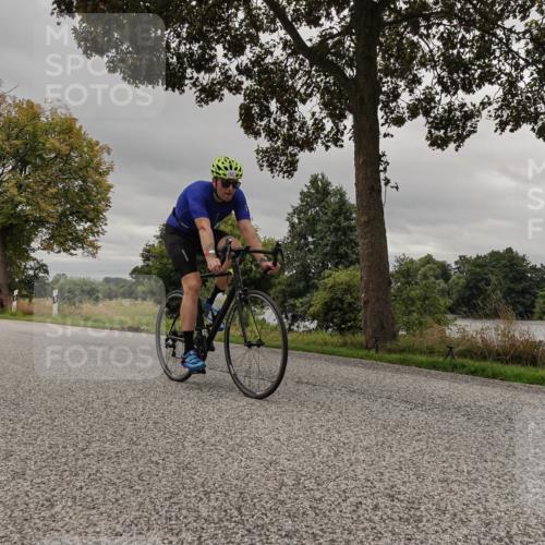 30.08.2026 - Elbe Triathlon Hamburg Michael Burmester http://msf.ph/oto/10052302 30.08.2026 10:31:41 Radfahren 710, 788, 934, 954, 957, 1013, 1057, 1058, 1111 meine-sportfotos.de