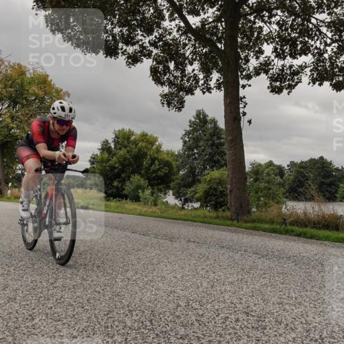 30.08.2026 - Elbe Triathlon Hamburg Michael Burmester http://msf.ph/oto/10052322 30.08.2026 10:31:54 Radfahren 891, 1109 meine-sportfotos.de