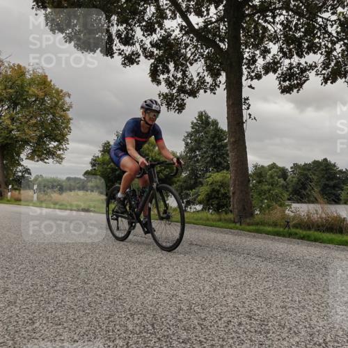 30.08.2026 - Elbe Triathlon Hamburg Michael Burmester http://msf.ph/oto/10052344 30.08.2026 10:32:14 Radfahren 720, 874, 932, 958, 1083, 1091 meine-sportfotos.de