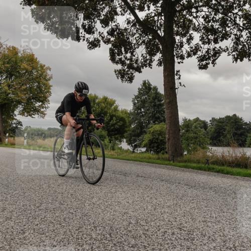 30.08.2026 - Elbe Triathlon Hamburg Michael Burmester http://msf.ph/oto/10052348 30.08.2026 10:32:16 Radfahren 720, 874, 932, 958, 1083, 1091 meine-sportfotos.de