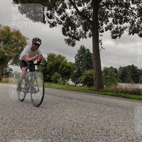 30.08.2026 - Elbe Triathlon Hamburg Michael Burmester http://msf.ph/oto/10052364 30.08.2026 10:32:22 Radfahren 803, 1083, 1091 meine-sportfotos.de